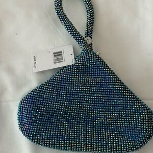 NWT Jessica McClintock Iridescent Blue Beaded Wristlet